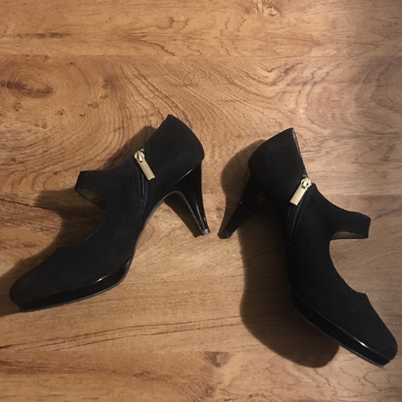 Black platform - Picture 3 of 4